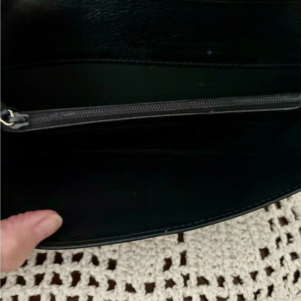 Vintage Authentic Gucci GG Canvas&Leather Bifold Wallet| Black/Gold Hardware - Picture 6 of 10